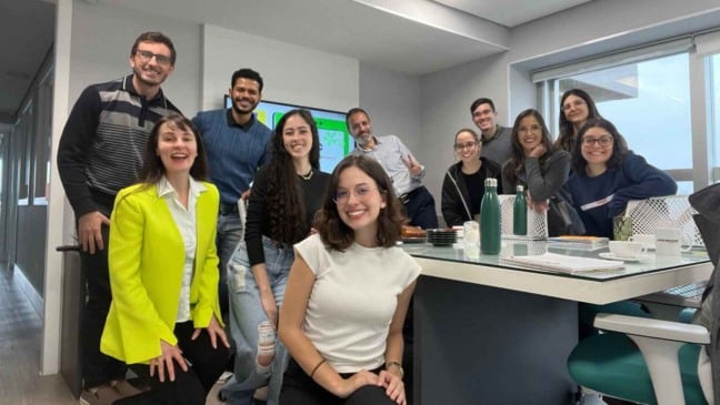 Equipe da Grunn do Brasil. Equipe da Grunn do Brasil.