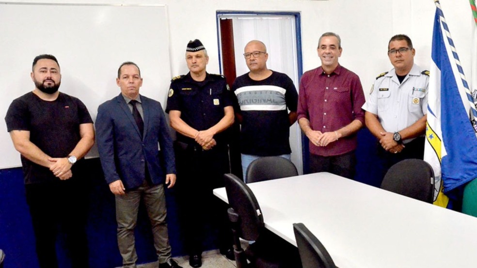 Guarda Municipal de Várzea Paulista recebem nova mobília através de emenda impositiva Guarda Municipal de Várzea Paulista recebem nova mobília através de emenda impositiva