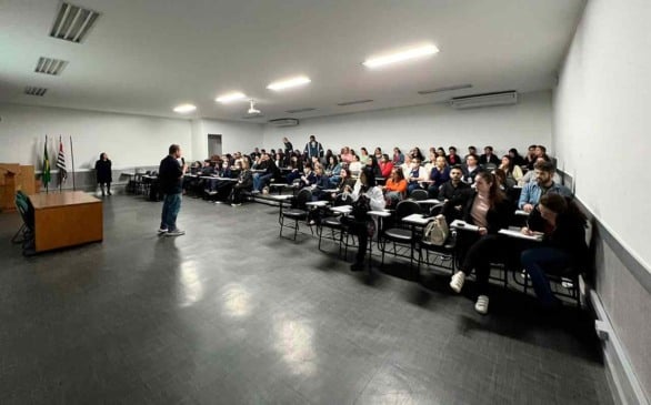 Treinamento no Hospital São Vicente para inauguração do Centro do Trauma com profissionais de saúde