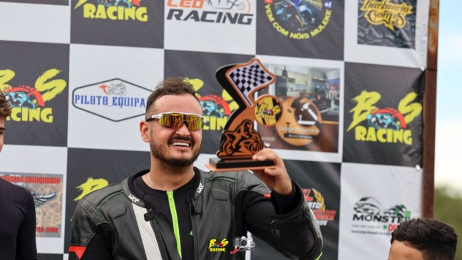 Heryksson em pódio no terceiro lugar.