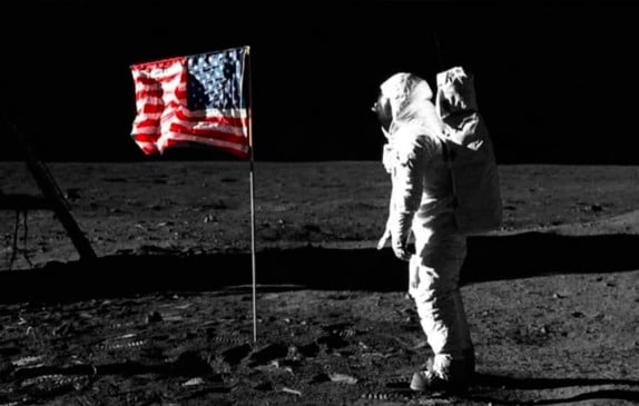 Hoje faz 50 anos que o homem pisou na Lua pela primeira vez