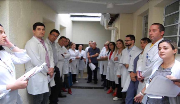 Hospital São Vicente implanta reuniões diárias para agilizar atendimento aos pacientes