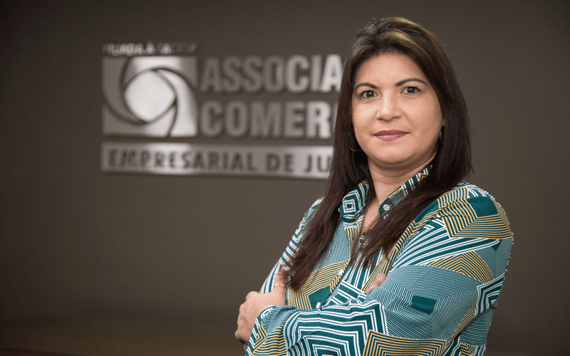 Michela Farina, técnica contábil e consultora de micro e pequenas empresas, também é diretora da Associação Comercial Empresarial (ACE) de Jundiaí, (Foto: Divulgação)