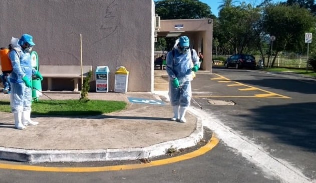 Foto de desinfecção