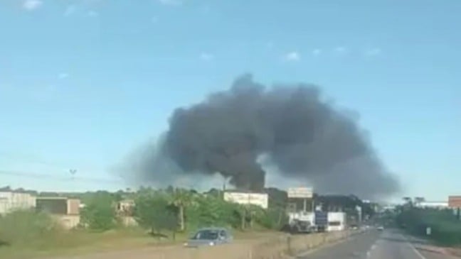 Incêndio atinge depósito de materiais recicláveis em Itupeva