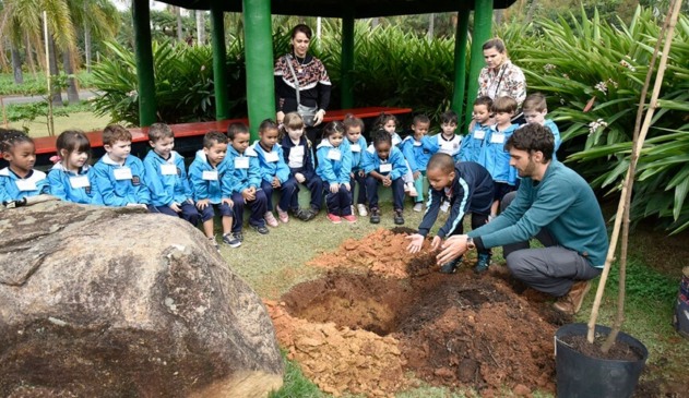 Jardim Botânico recebe visitações de alunos do programa de Educação Ambiental Jardim Botânico recebe visitações de alunos do programa de Educação Ambiental