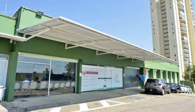 Fachada do hospital universitário