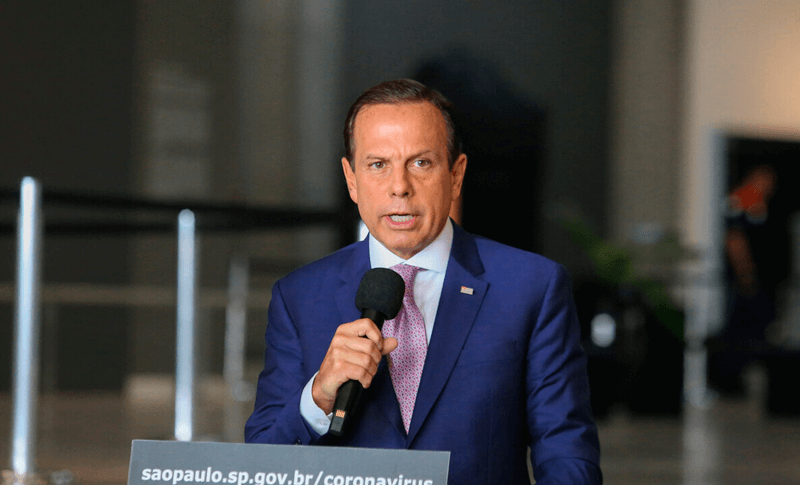 Doria em coletiva de imprensa