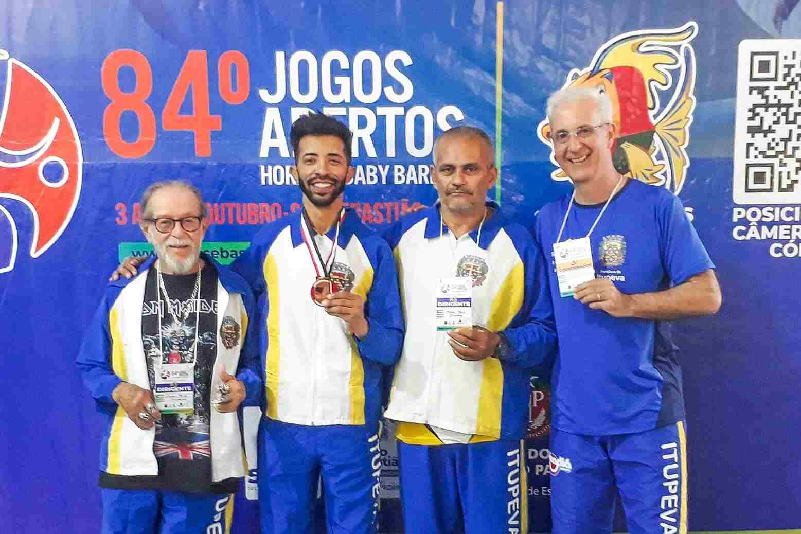 Douglas Ramos conquistou a medalha de bronze na categoria 60-65 kg