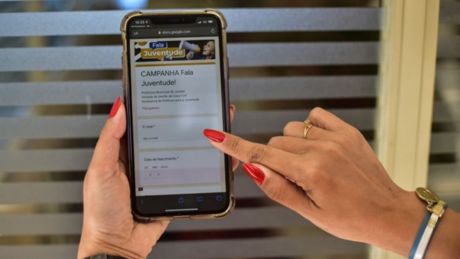 Celular com formulário de campanha