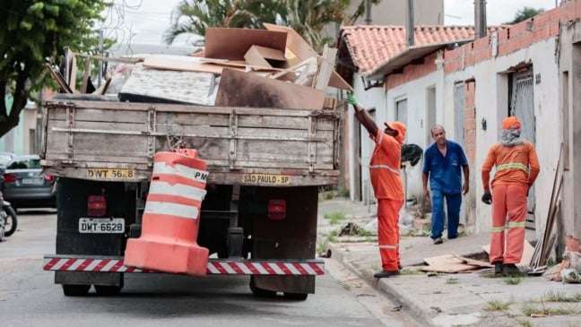 Materiais inservíveis recolhidos do Jardim Novo Horizonte