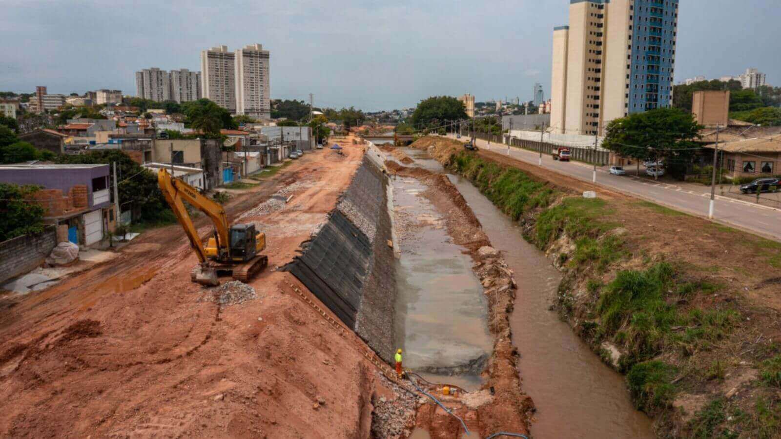 Obras na Ozanam, em Jundiaí
