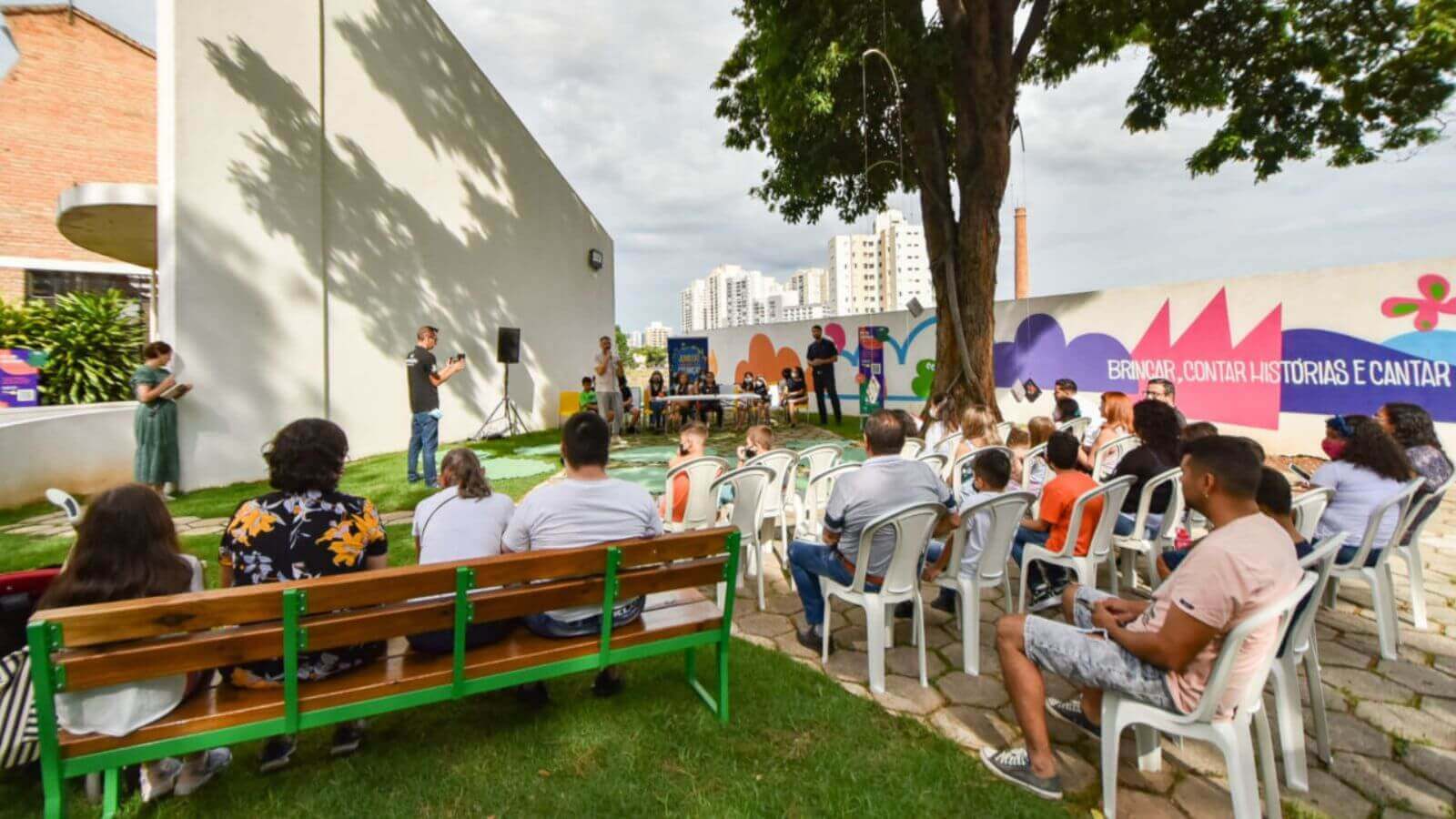 Comitê das Crianças na Fábrica das Infâncias