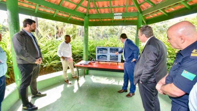 Sistema de câmeras foi apresentado ao Prefeito Luiz Fernando e demais gestores (Foto: Prefeitura de Jundiaí)