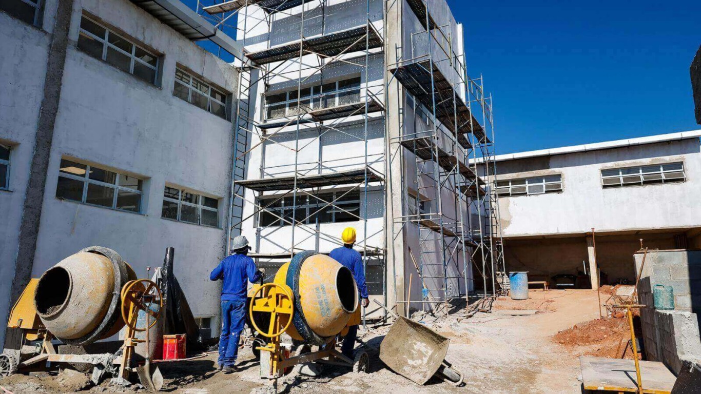 Obras no Centro de especialidades da Vila Progresso, em Jundiaí