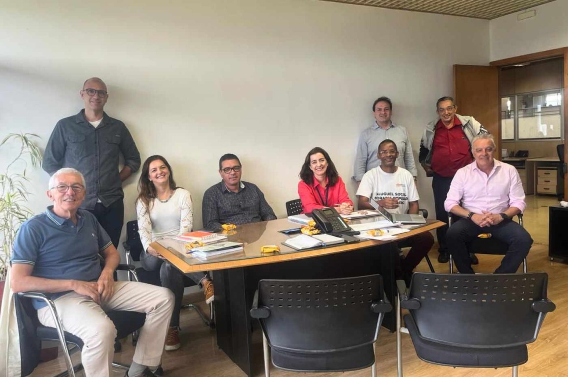 Jundiaí inicia preparativos para a realização da Conferência Municipal das Cidades Jundiaí inicia preparativos para a realização da Conferência Municipal das Cidades