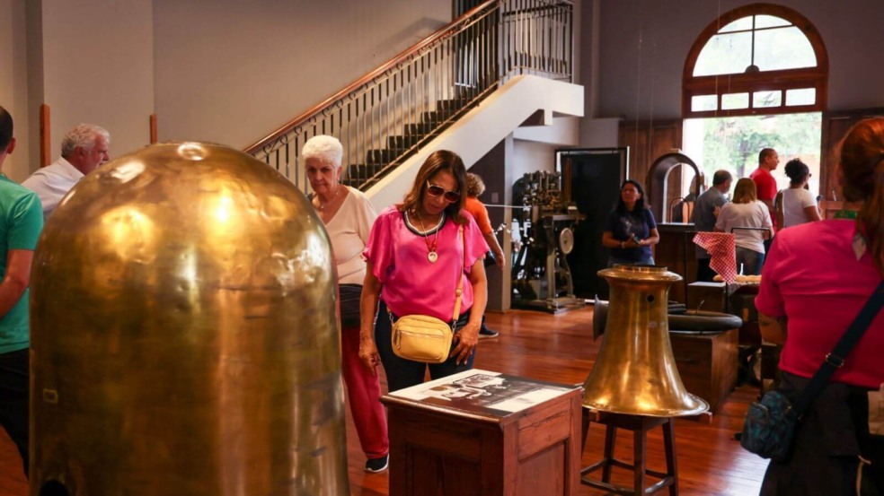 Jundiaí recebe acervo de 5 mil itens para preservação da memória da ferrovia Jundiaí recebe acervo de 5 mil itens para preservação da memória da ferrovia