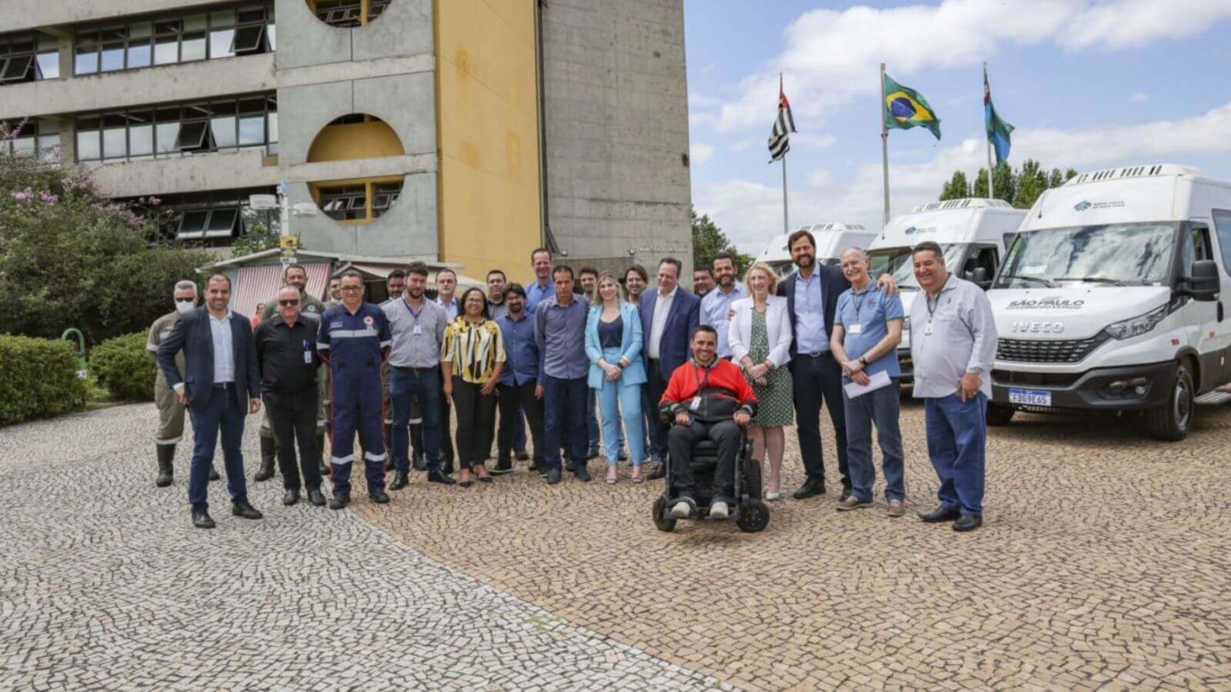 Jundiaí recebe van adaptadas