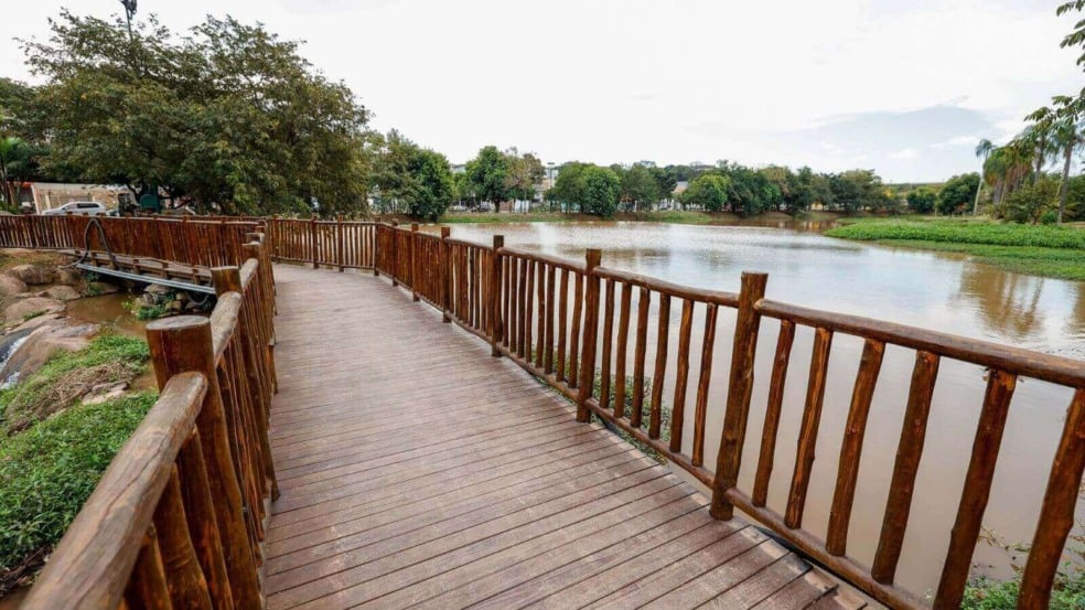 Parque Botânico no Jardim das Tulipas, em Jundiaí