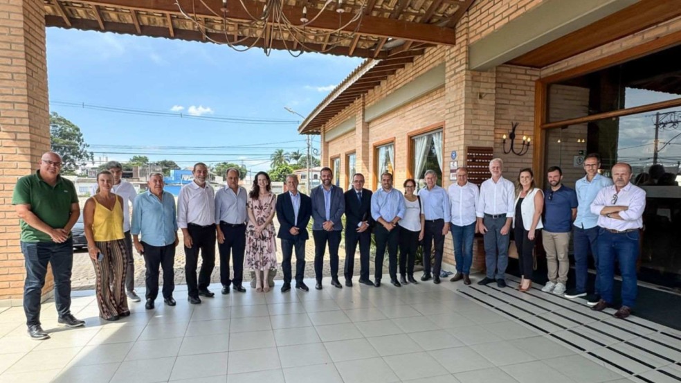 Autoridades e empresários de Jundiaí