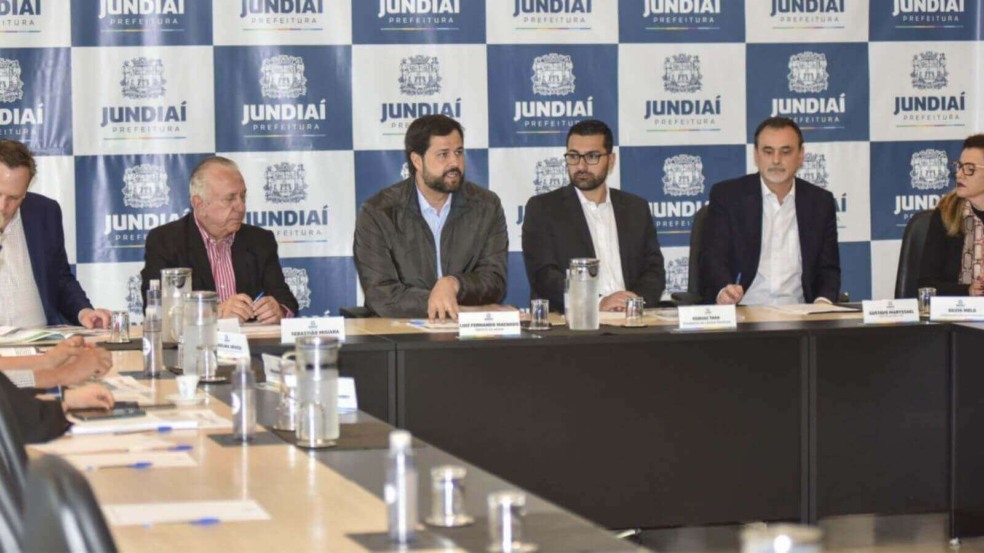 Reunião com prefeito Luiz Fernando Machado Reunião com prefeito Luiz Fernando Machado