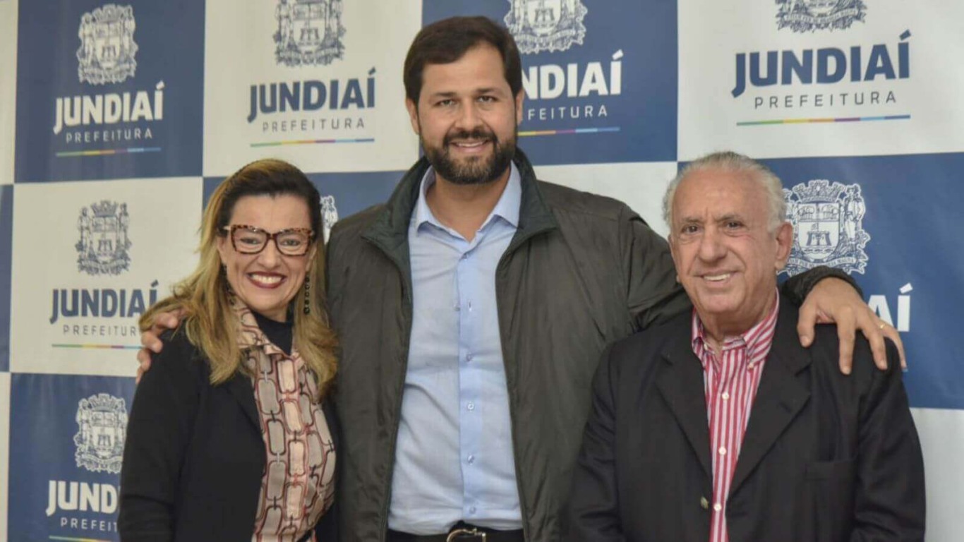 Prefeito Luiz Fernando Machado e diretores do evento Conexidades