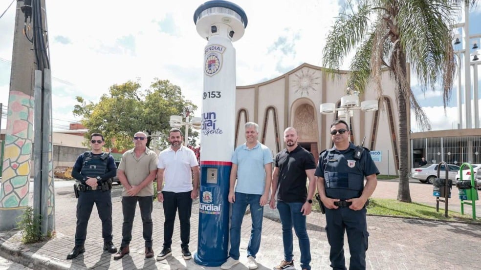 A entrega da torre de segurança foi realizada na manhã deste sábado (26)