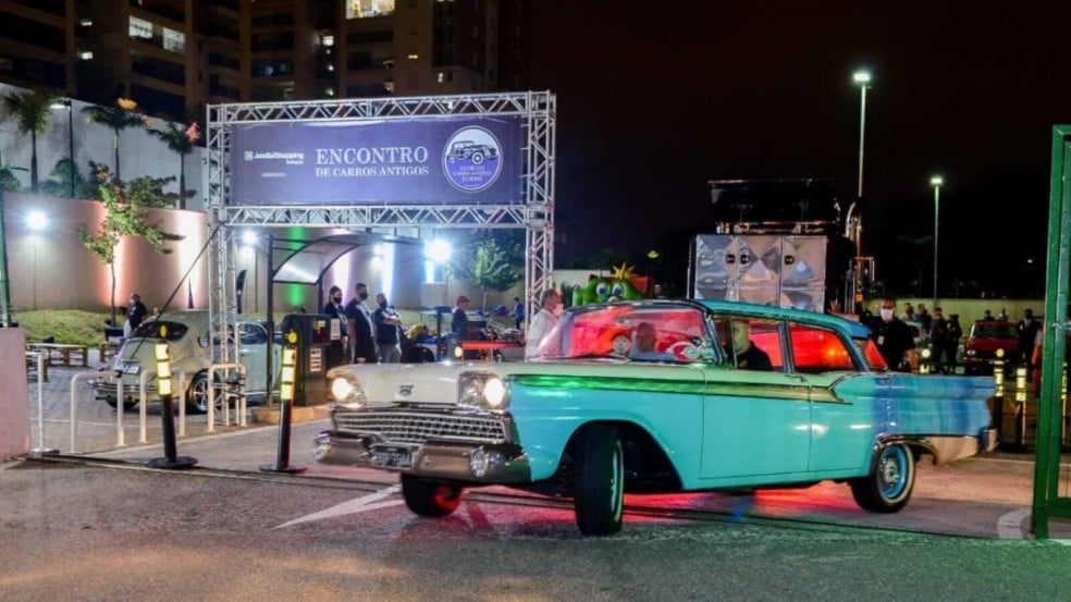 Encontro de carros antigos