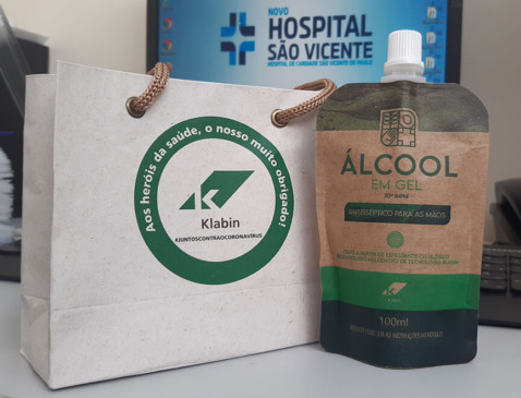 Klabin doa álcool em gel feito de celulose ao Hospital São Vicente. (Foto: Divulgação)