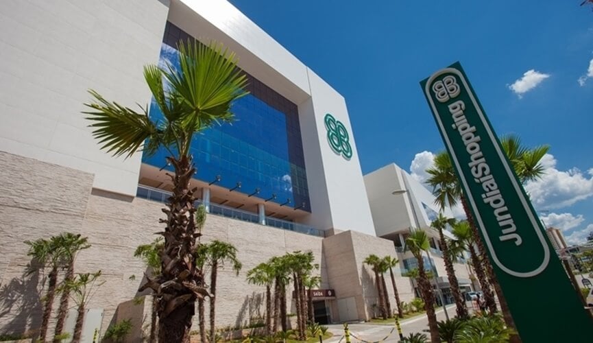 Liquidação do Lápis Vermelho oferece descontos de até 70% no JundiaíShopping