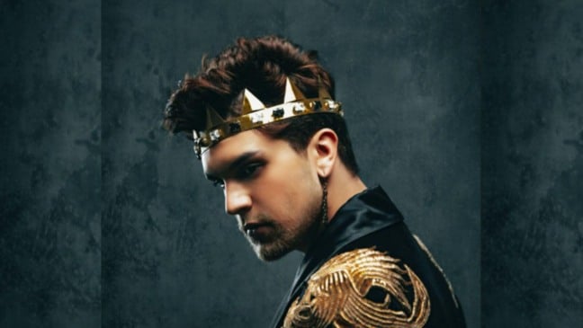 Luan Santana se apresenta na Festa Julina de Jundiaí