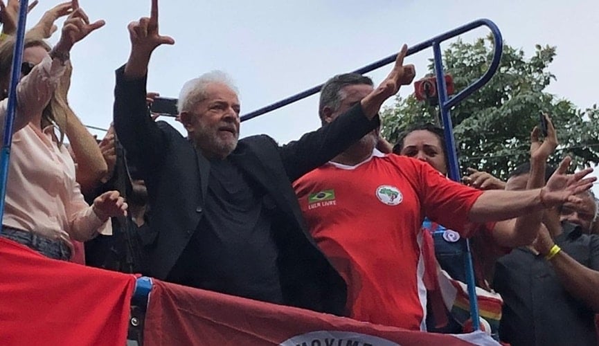 Lula diz que Bolsonaro ‘foi eleito para governar para o povo brasileiro’ durante discurso