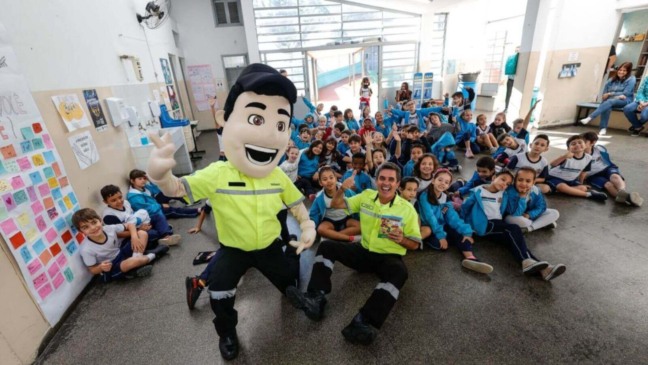 EMEB de Jundiaí recebe palestras sobre segurança no trânsito