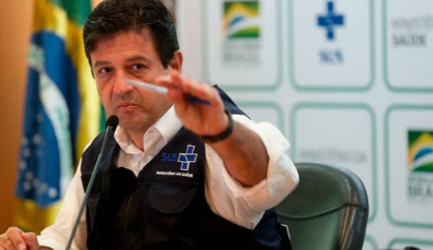 Mandetta manda manisfestantes ficarem em casa