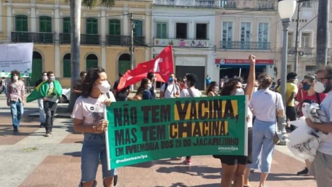 Manifestação contra Bolsonaro na Praça São Salvador, centro de Campos, no RJ