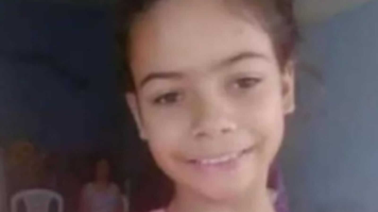 Lara Maria de Oliveira Nascimento