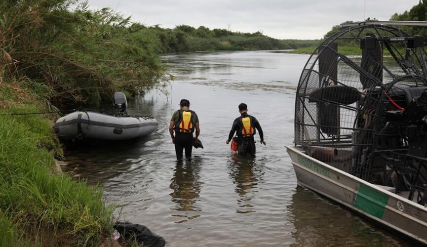 Menina brasileira desaparece em rio