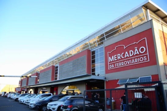 Fachada do Mercadão da Ferroviários