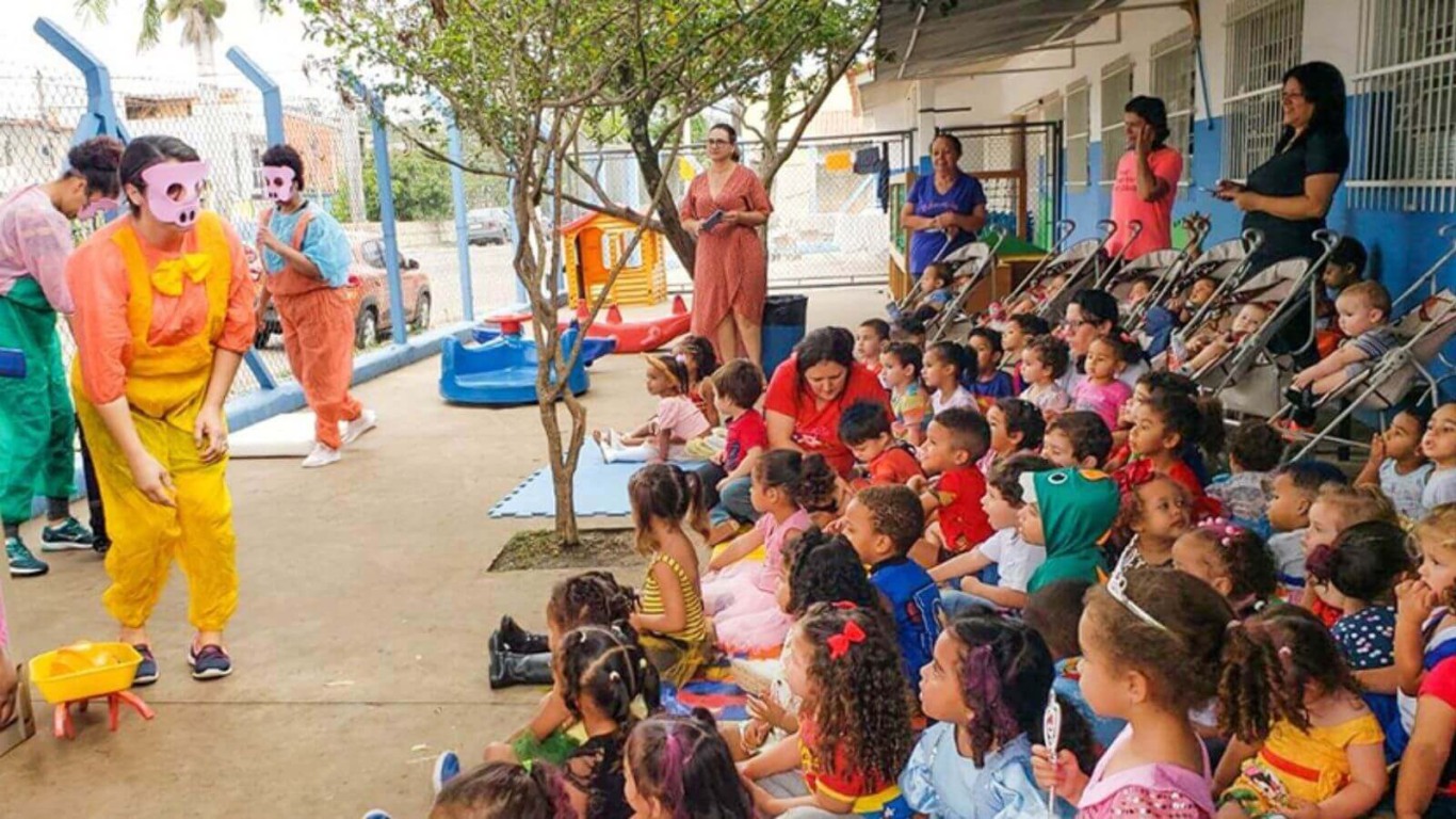 Apresentação em escola municipal de Itupeva