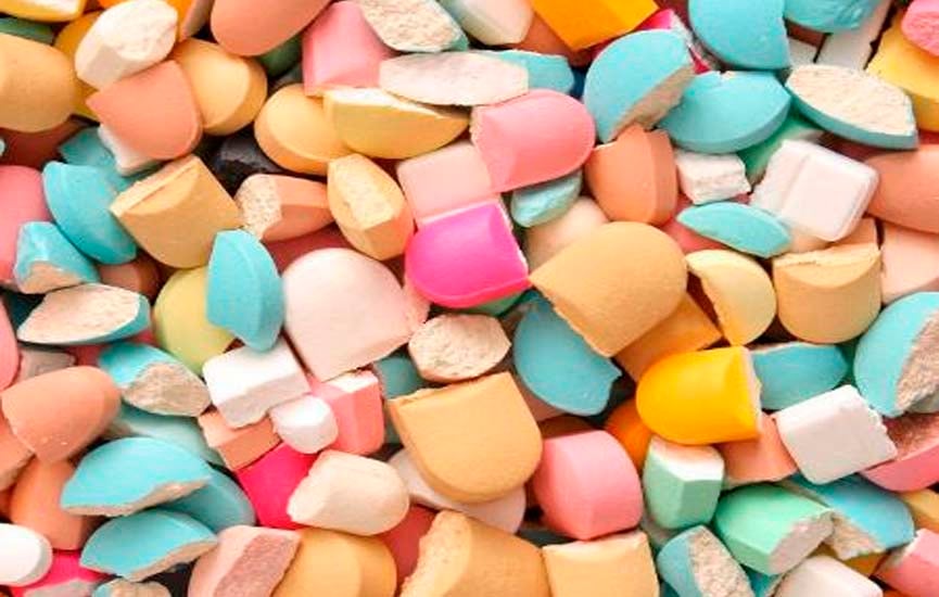 Ministério da Saúde suspende parcerias para produção de medicamentos