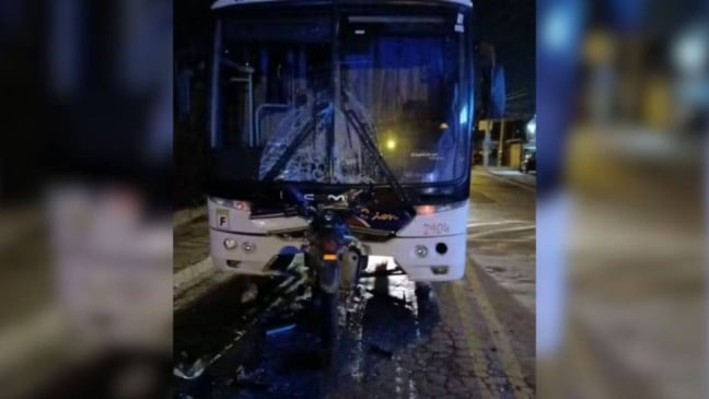Motociclista morre em acidente com ônibus em Jundiaí