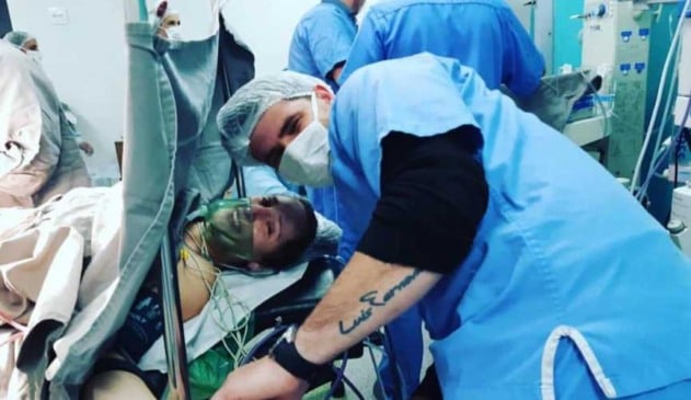 Mulher dá à luz a quíntuplos após suspeita de tumor no útero