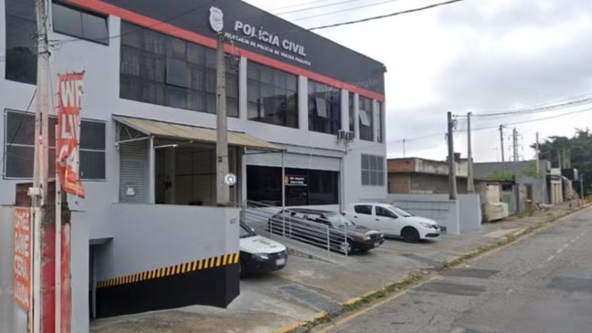 Fachada Delegacia de Várzea Paulisra