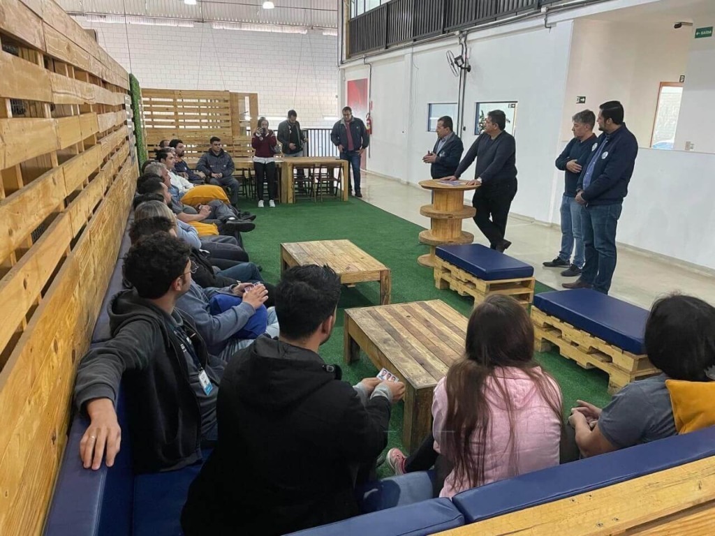 Mustafá e Fred visitam empresa em Itupeva