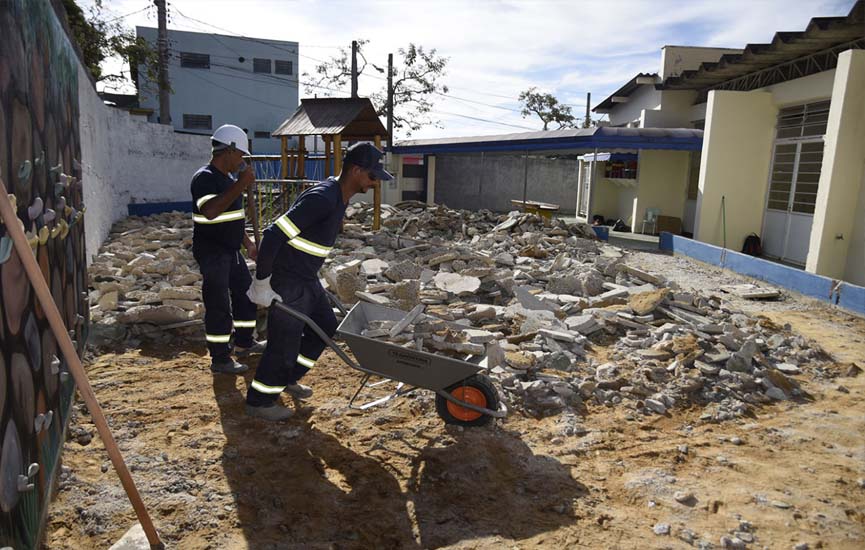 Nas férias, manutenções são intensificadas nos prédios das escolas de Jundiaí