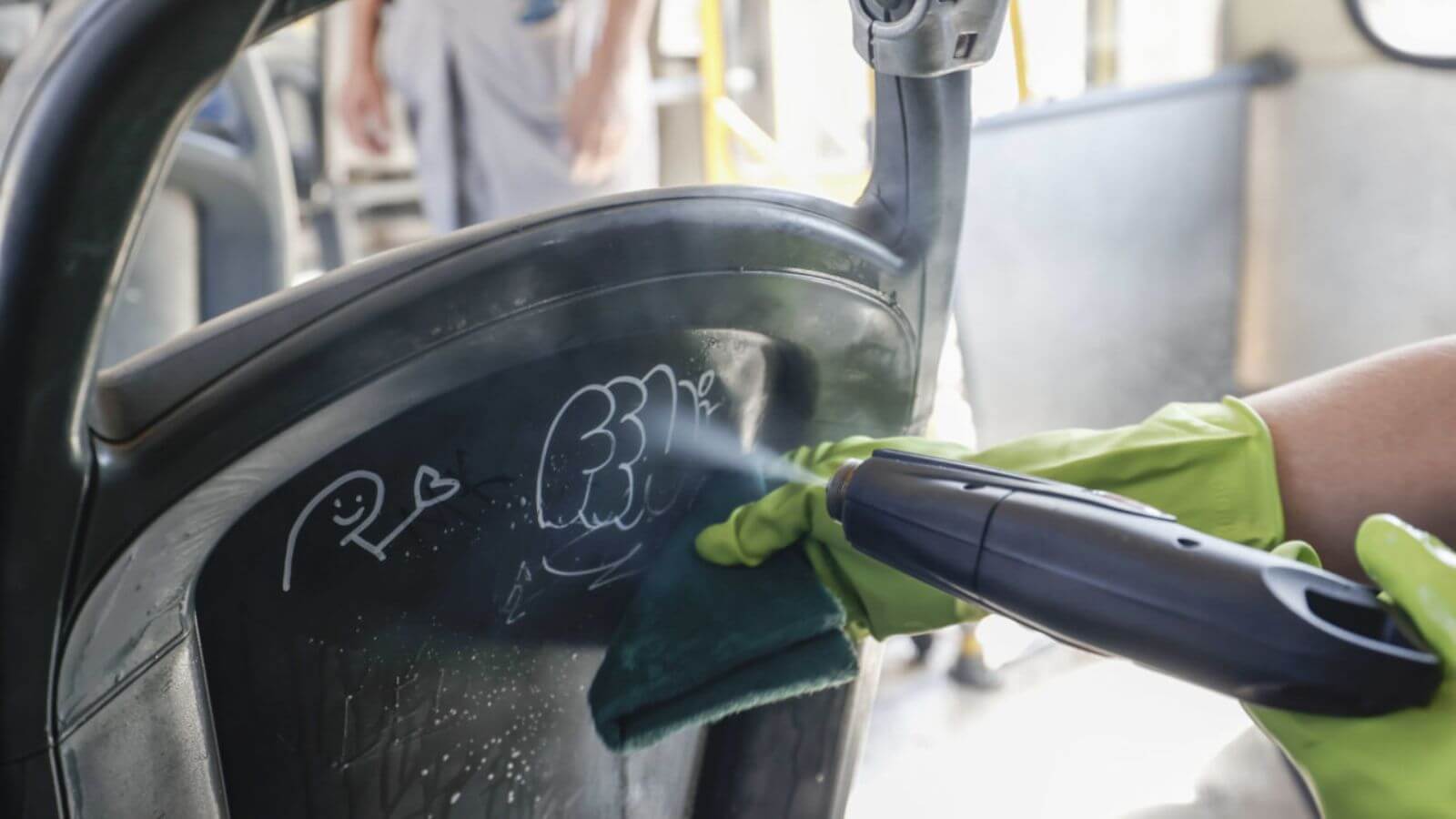 Limpeza de ônibus em Jundiaí