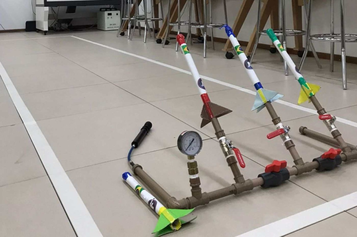 Oficina de lançamento de foguetes no Fab Lab está com inscrições abertas