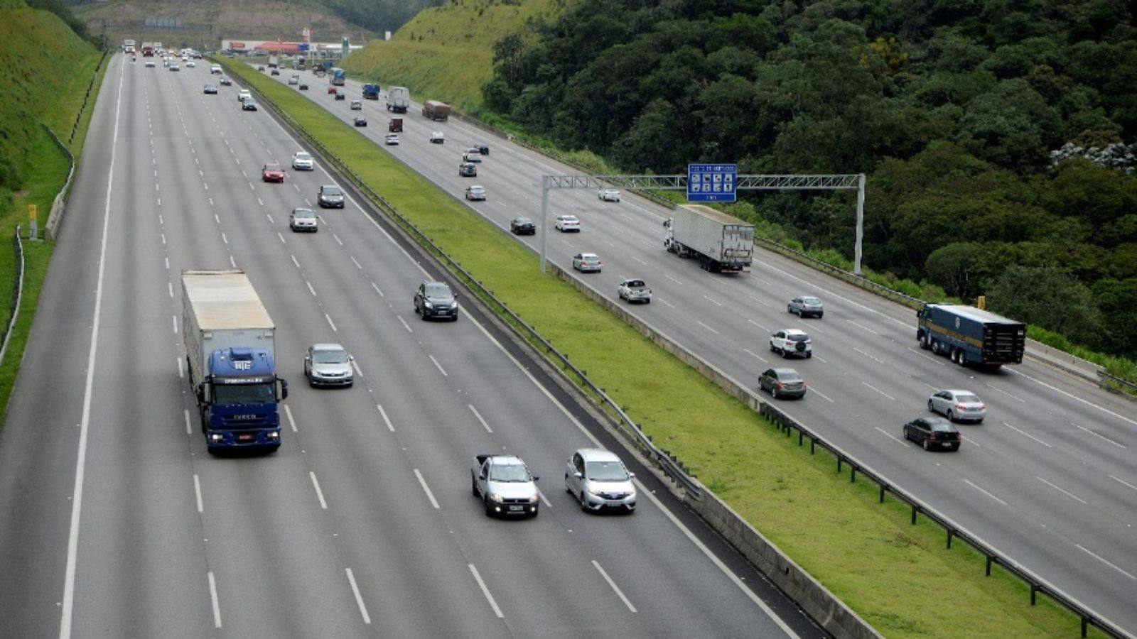 Veículos no sistema Anhanguera-Bandeirantes