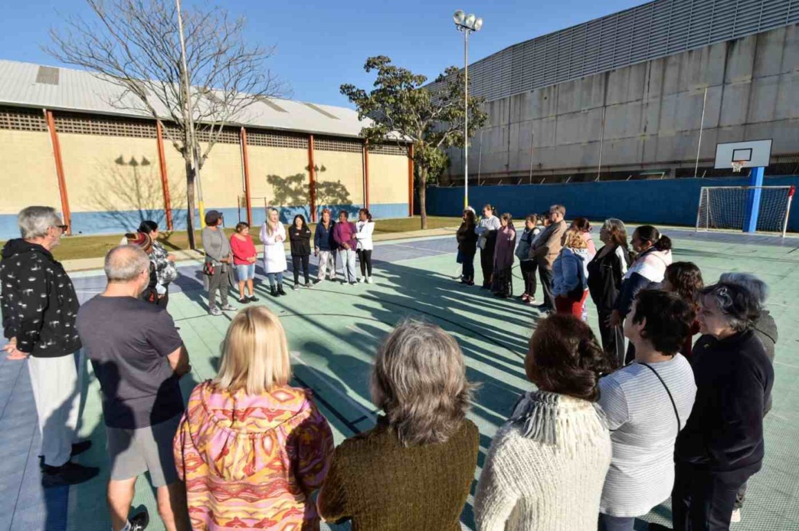 Os grupos recebem suporte de equipe multiprofissional. Foto: Prefeitura de Jundiaí