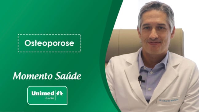 Thumb de vídeo da Unimed com médico em fundo verde